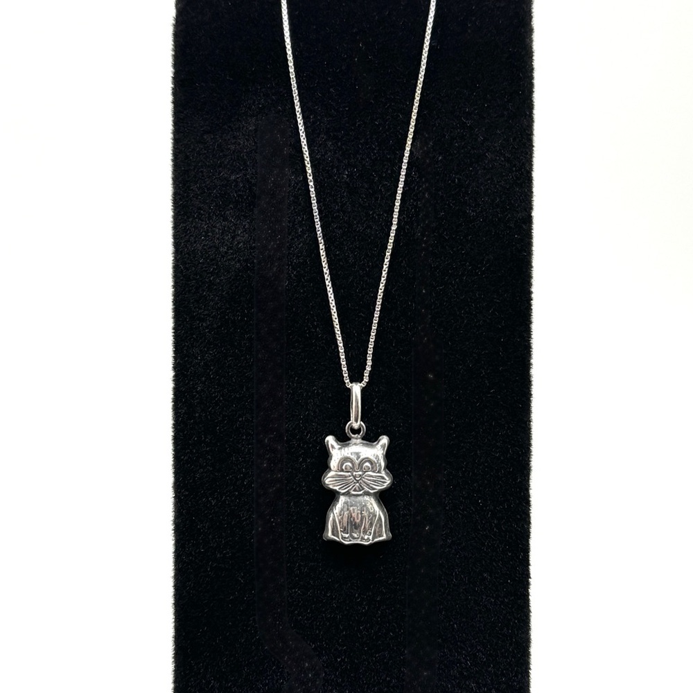 Sterling Silver Cat Pendant Necklace Box Chain